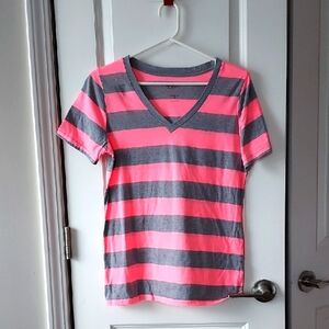 Arizona Jean Company Pink and Gray Tee Large